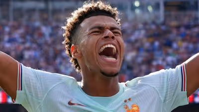 France takes confident 2-0 victory over Morocco