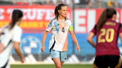 ¿Quiénes son las capitanas de la selección española de fútbol?