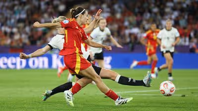 Por esto es la Balón de Oro: el gol de Aitana vale una final para España