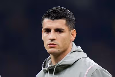 Osimhen 'aparta' a Morata y lo envía con Cesc Fàbregas