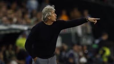 El Betis se juega la quinta plaza ante un Oviedo sin margen