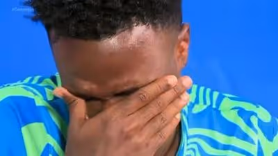 Las lágrimas de Vinicius al recordar a su abuela: