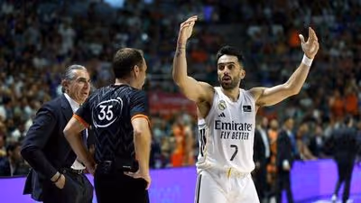 Los secretos de la final de Supercopa, desde el micrófono del árbitro