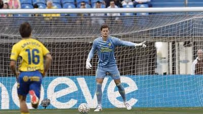UD Las Palmas: La mejor defensa de Segunda División pone a prueba al Málaga CF
