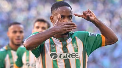 Lío a la vista en el Betis con Bakambu: