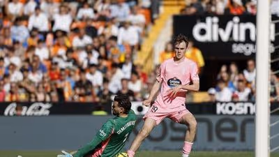 El Valencia CF vuelve un año atrás: Sangría defensiva en Mestalla