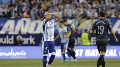 El Málaga CF pierde contra el Castellón y se cae del play off (2-3)