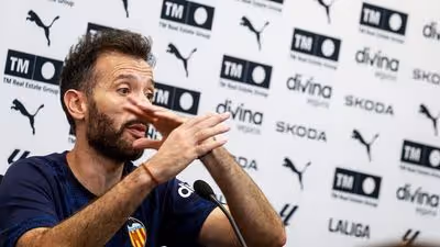 "El objetivo del Valencia es competir en cada partido"