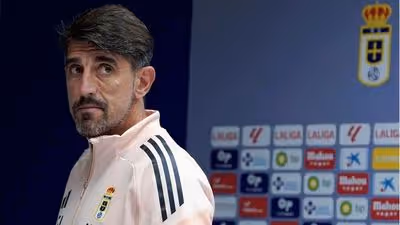 Ni los resultados ni un grave incidente: así se cocinó el despido de Veljko Paunovic del Real Oviedo