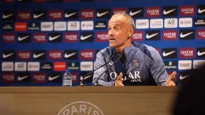 Luis Enrique, sobre convocar a jugadores lesionados: