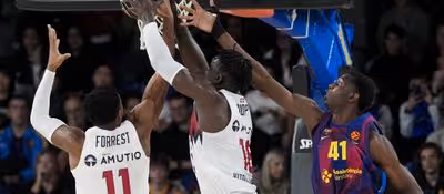 134-124. El Barça se sitúa colíder en un partido histórico con tres prórrogas