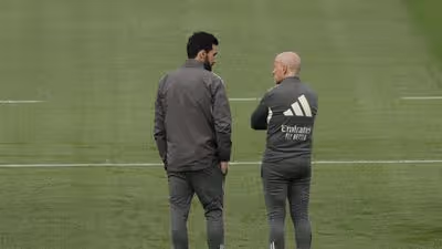 Arbeloa merece seguir, pero el club le pide un golpe de efecto en Liga o Champions