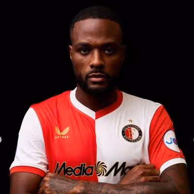 El Mallorca hace oficial la cesión de Cyle Larin al Feyenoord hasta final de temporada