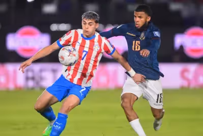 Com Gómez e Sosa titulares, Paraguai empata contra o Equador e garante ida à Copa