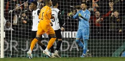 Dimitrievski vuelve a entrenar con el Valencia antes de viajar a Alemania