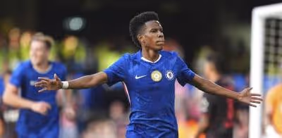 En Inglaterra alucinan con Estevao, la nueva estrella del Chelsea