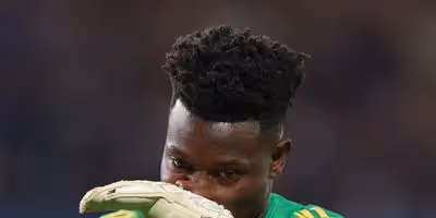 ¡Onana lo vuelve a hacer! Error garrafal contra un equipo de cuarta inglesa