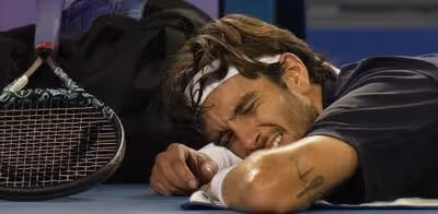 Alerta en el Open de Australia: uno de los favoritos se retira en una exhibición ante Zverev