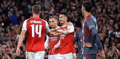El Arsenal vence al Olympiacos de Mendilibar gracias a Martinelli y Saka
