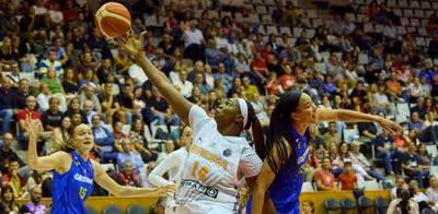 86-53: El Spar Girona vuelve a la Euroliga por todo lo alto