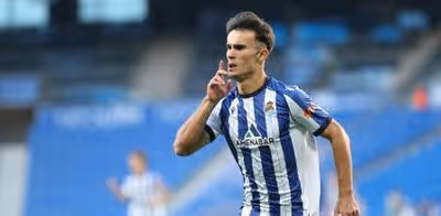 Carrera se estrena en la convocatoria y Zubeldia llega a tiempo para medirse al Villarreal