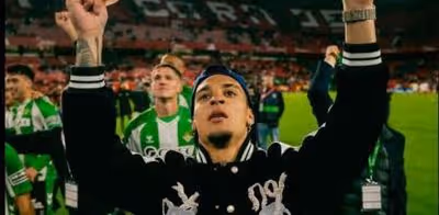 Antony la lía parda en el derbi