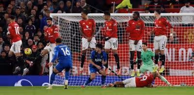 United y Bournemouth firman el partido de la temporada en Old Trafford