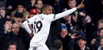 El Fulham gana y sueña con Europa