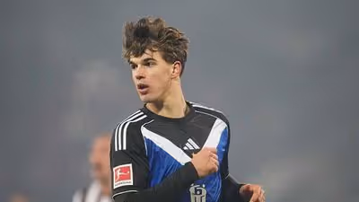 Pini Zahavi no niega el interés del Barça por Vuskovic