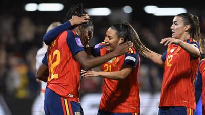 España, con el reto de golear a Ucrania
