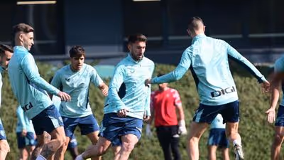 Laporte vuelve con el grupo