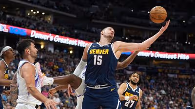 Jokic firma un colosal triple doble en otra gran noche para Thunder y Cavaliers