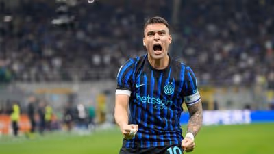 Lautaro reaparece tras su lesión y ¡solo necesita un minuto para marcar!