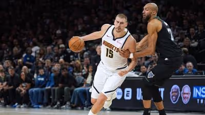 Minnesota deja casi liquidados a los Nuggets con Jokic expulsado y posible lesión grave de Edwards