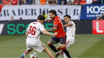 2-1: El Sevilla se asoma al abismo y Osasuna ata media salvación