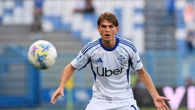 Nico Paz permanecerá en el Como