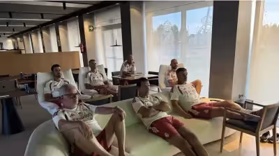 Todos los hombres de 'Mou': disciplina, remedios para el calor y futuras estrellas del rock