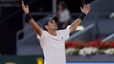 Remontada de Rafa Jódar en su estreno en Madrid y celebración especial: se lo dedicó a Jude Bellingham