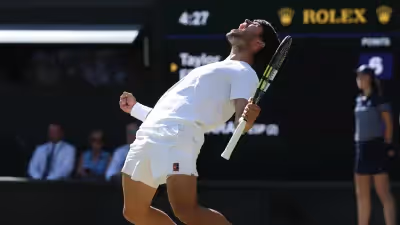 Horario y dónde ver la final de Wimbledon Carlos Alcaraz - Jannik Sinner por TV y online en España
