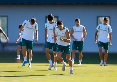 Abde vuelve a una convocatoria que cuenta con la ausencia de Junior