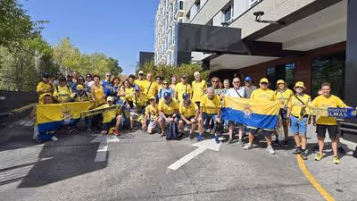 La afición de la UD Las Palmas toma Leganés
