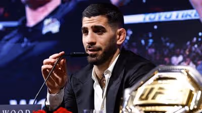 El sorprendente 'enganchón' de Ilia Topuria con un luchador de UFC: