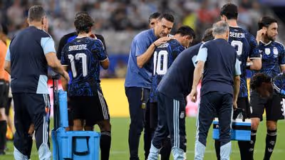 Argentina boss Scaloni defends 'warriors' after WC...