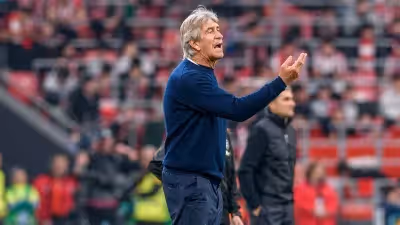 Diego Llorente habla de la posible salida de Pellegrini del Betis a final de temporada