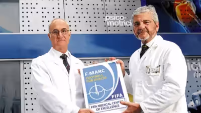 El doctor que operó a Raúl Guti y Salma Paralluelo, sobre la pubalgia de Nico Williams:
