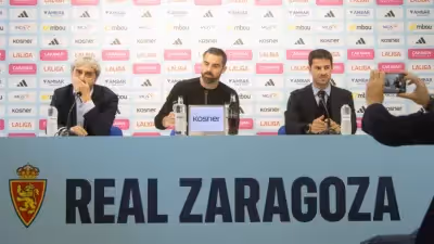 El Real Zaragoza estudia un cambio total: Txema Indias y Rubén Sellés, al filo del despido