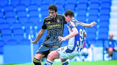 Los refuerzos del Real Zaragoza tendrán que esperar