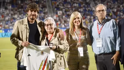 Emotivo homenaje del Real Zaragoza a Manolo Villanova