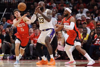 A LeBron se le agotan los trucos