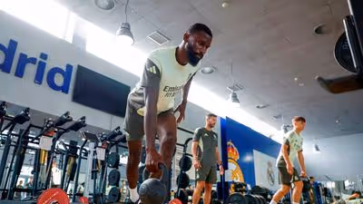 El Galatasaray continúa soñando con el fichaje de Rüdiger